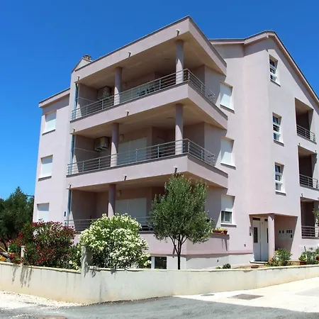 Apartment Lalea